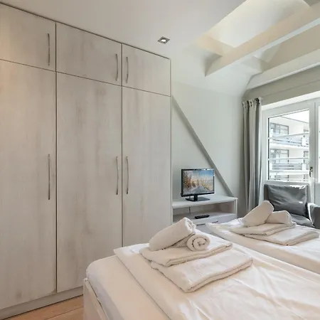 Ocean House - Mittendrin Und Trotzdem Ruhig * 베스터란트